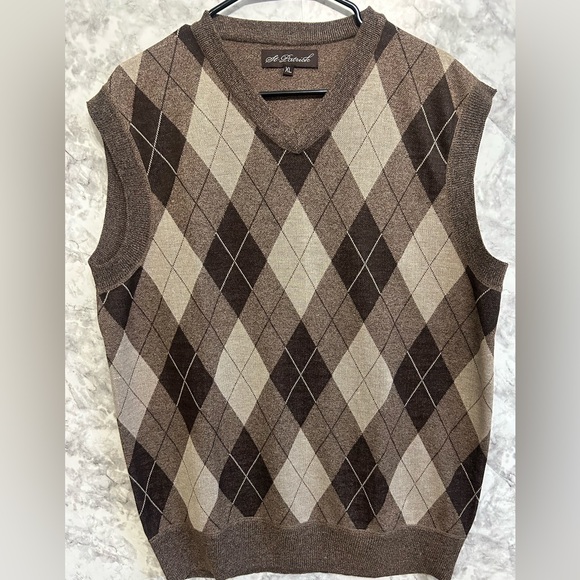 St. Patrick Other - St. Patrick Brown & Cream Argyle V-Neck Sweater Vest/ XL